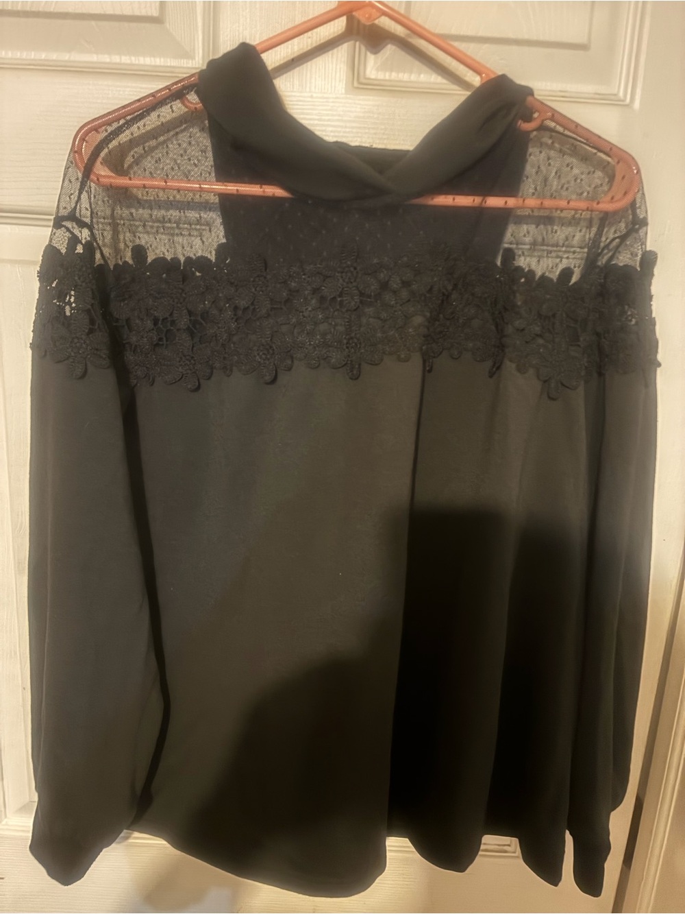 Women's Black Lace Yoke Off-Shoulder Hoodie